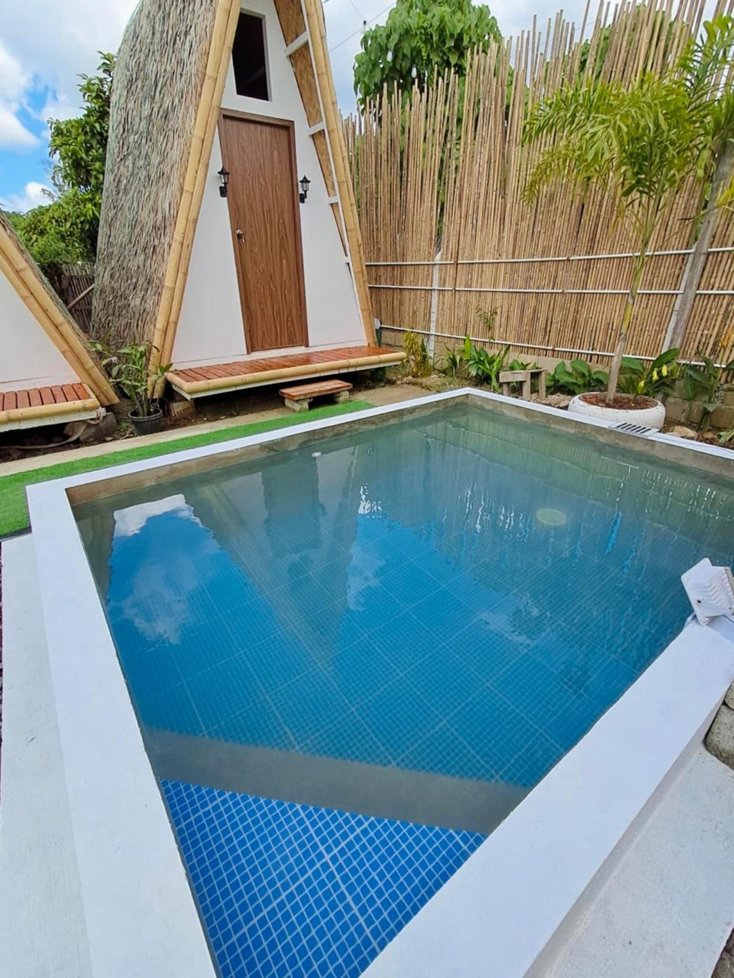 Happy Monkey Hostel El Nido Luaran gambar
